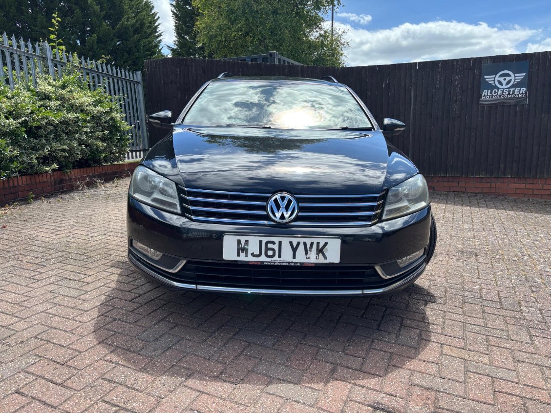 VOLKSWAGEN PASSAT 2.0 TDI BLUEMOTION TECH SE EURO 5 S S 5DR 2,950 MILEAGE...